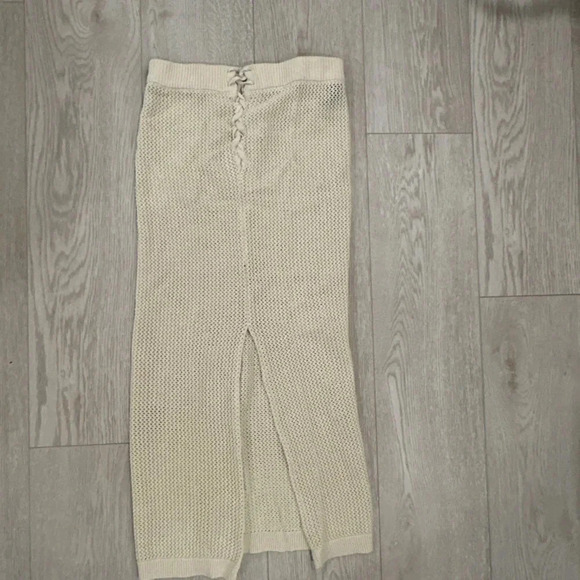 FOREVER 21 crochet skirt S - Picture 6 of 8